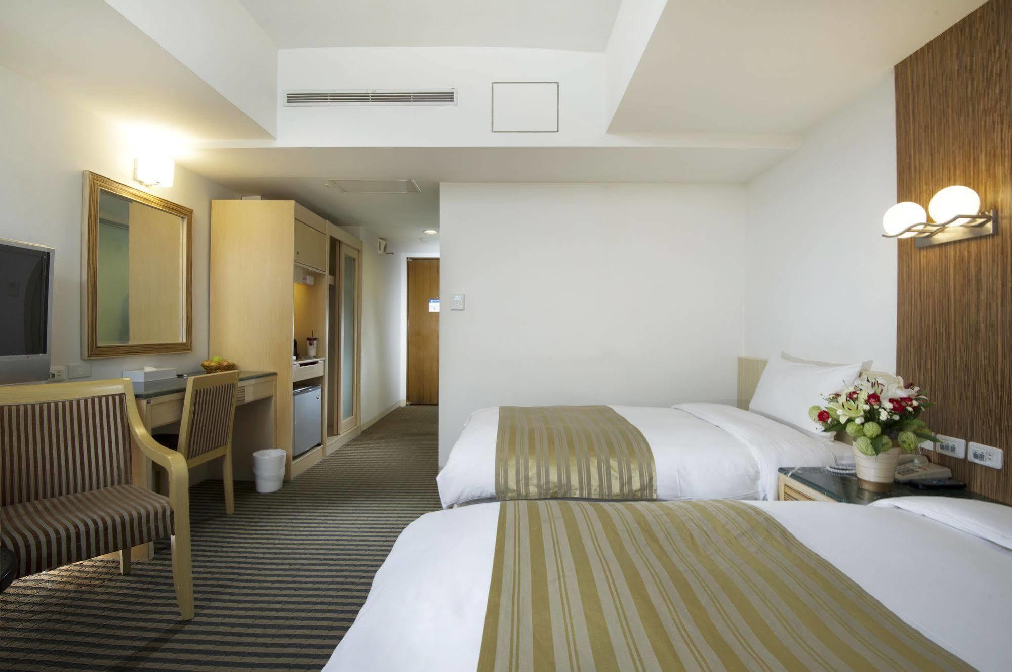 Ocean Hayline Hotel Ji'an Buitenkant foto
